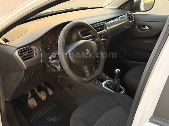 ORJİNAL PEUGOT 301  çok temiz Aile aracı 