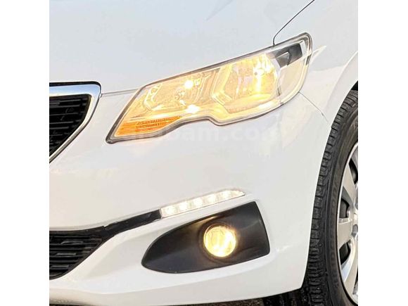 ORJİNAL PEUGOT 301  çok temiz Aile aracı 