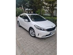 TEMİZ KIA CERATO DÜŞÜK KM AİLE ARACI