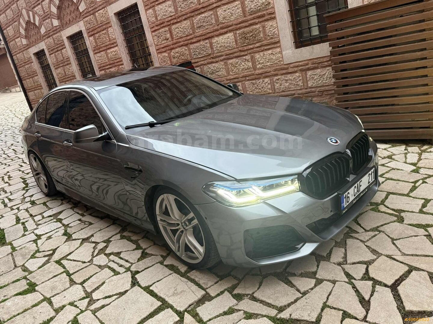 Galeriden BMW 5 Serisi 530d Exclusive 2011 Model Bursa 380.000 km Gri 6