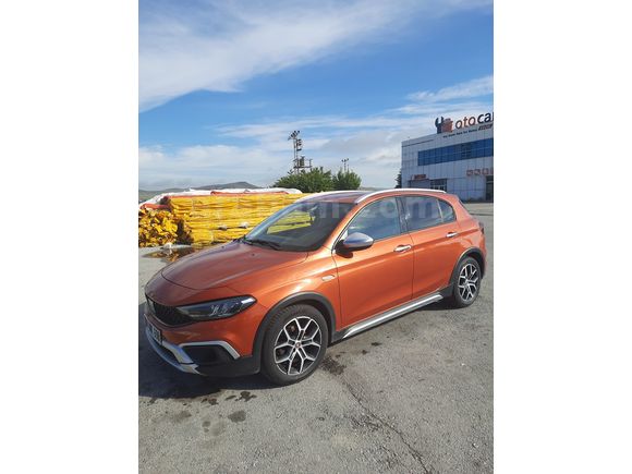 Sahibinden Fiat Egea Cross 1.6 Multijet Lounge Güvenlik paketli 2021 Model 