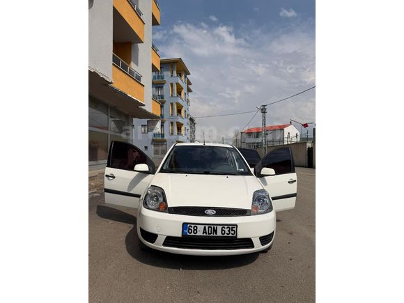 Sahibinden Ford Fiesta 1.4 TDCi Comfort 2006 Model