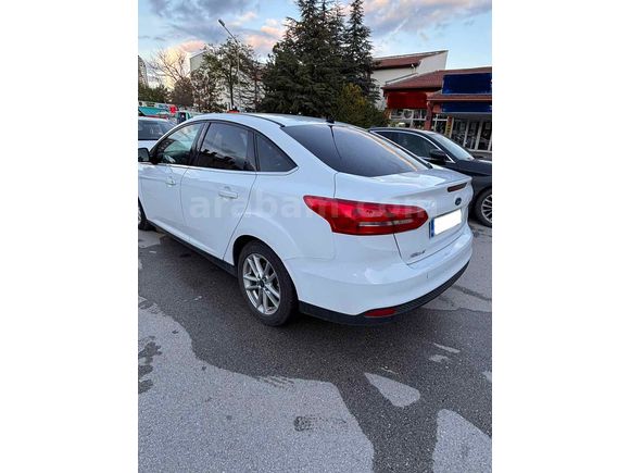 Acil satılık Ford Focus 1.6 Ti-VCT Trend X 2015 Model 