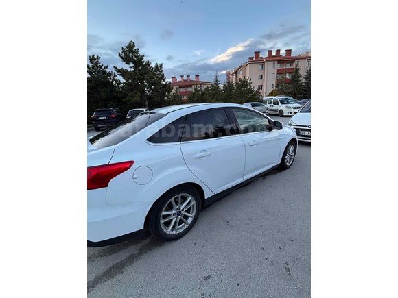 Acil satılık Ford Focus 1.6 Ti-VCT Trend X 2015 Model 