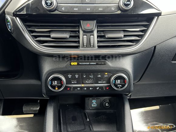2020 FORD KUGA TİTANİUM 1.5 TDCI HEADUP 4 KLT ISITMA ELEK BAGAJ