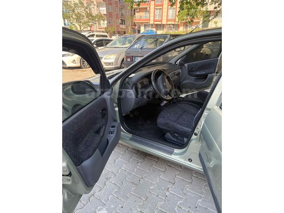 Sahibinden Renault Megane 1.6 RXi 2001 Model 
