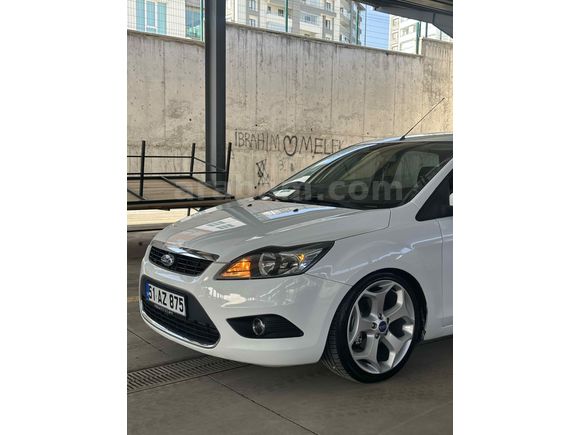 Sahibinden Ford Focus 1.6 TDCi Trend 2010 Model 