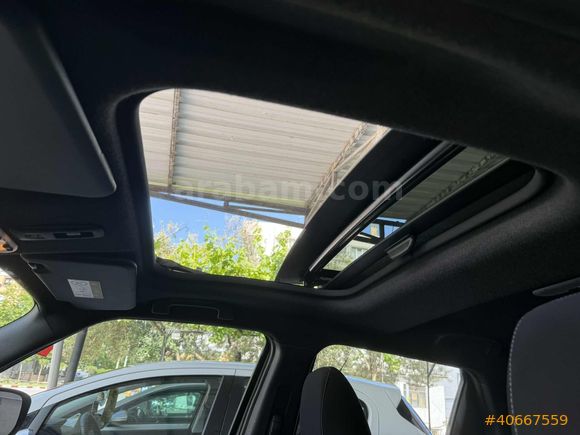 2018 MODEL 60.000 km de CAM TAVANLI OTOMATİK HATASIZ JUKE