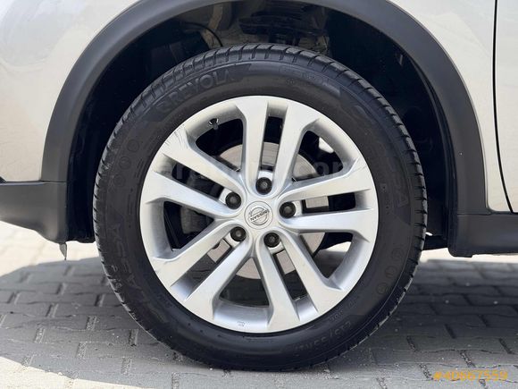 2018 MODEL 60.000 km de CAM TAVANLI OTOMATİK HATASIZ JUKE