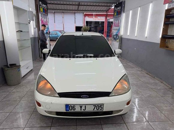 Sahibinden Ford Focus 1.6 Ambiente 2000 Model 