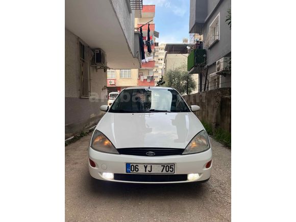 Sahibinden Ford Focus 1.6 Ambiente 2000 Model 