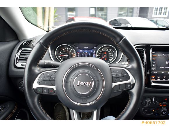 MAZDA OZAN'DAN 83 BİNDE OTOMATİK 2020 JEEP COMPASS LMTD BOYASIZ