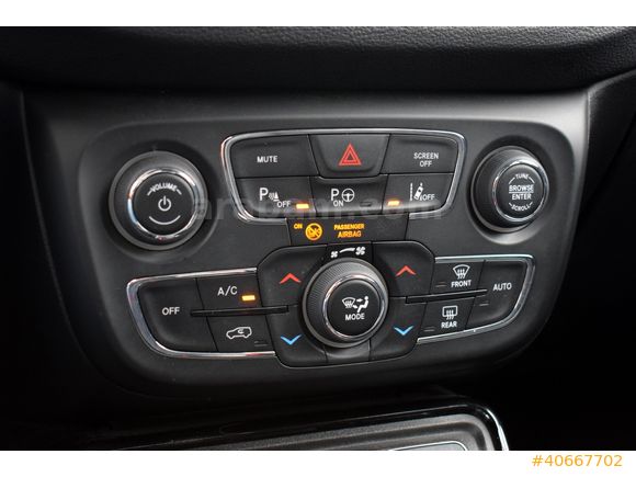 MAZDA OZAN'DAN 83 BİNDE OTOMATİK 2020 JEEP COMPASS LMTD BOYASIZ
