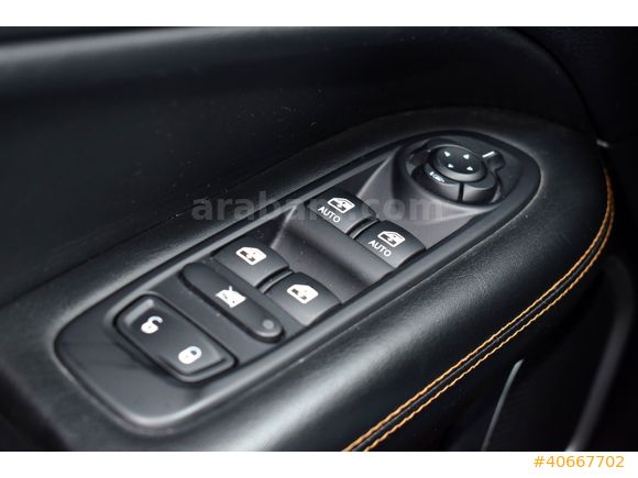 MAZDA OZAN'DAN 83 BİNDE OTOMATİK 2020 JEEP COMPASS LMTD BOYASIZ