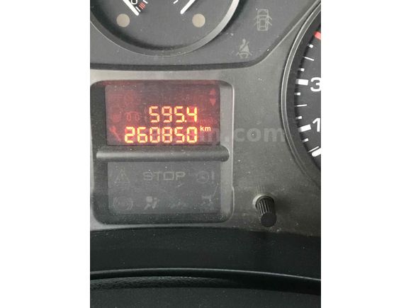 Sahibinden Citroen Berlingo 1.6 HDi SX 2011 Model  262.000 km Beyaz