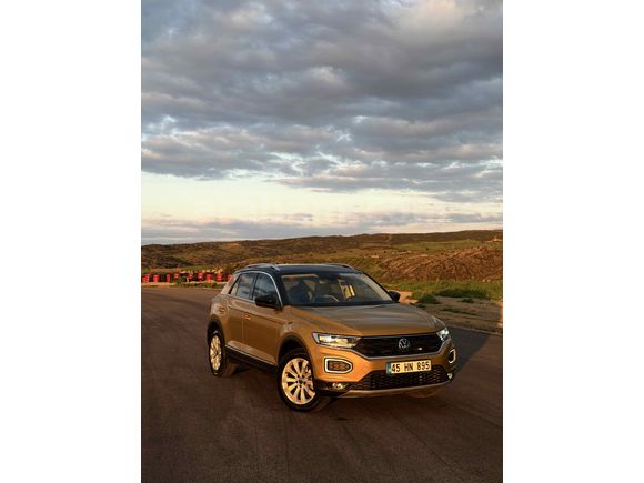Sahibinden Volkswagen T-Roc 1.5 TSI Highline 2021 Model  103.000 km Altın
