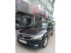 Sahibinden Kia Ceed 1.6 CRDi Motion 2011 Model  170.000 km Siyah