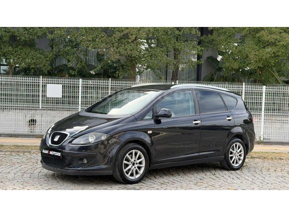 RAMZ MOTORS'dan 1 PARÇA BOYALI ÇOK TEMİZ GENİŞ AİLE ARACI