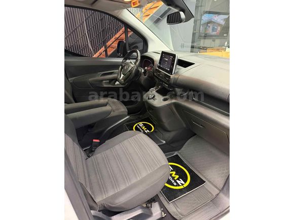 SMZ MOTORS Opel Combo 1.5 CDTI Elegance 2021 Model Tekirdağ