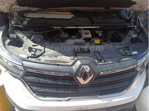 2020 model Renault trafic 1.6 motor