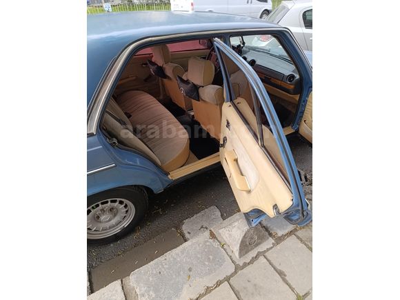 Acil Satılık Sahibinden Mercedes - Benz E 200 d 1983 Model