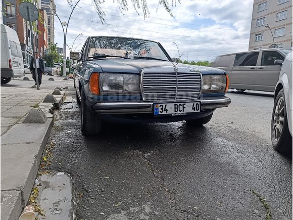 Acil Satılık Sahibinden Mercedes - Benz E 200 d 1983 Model