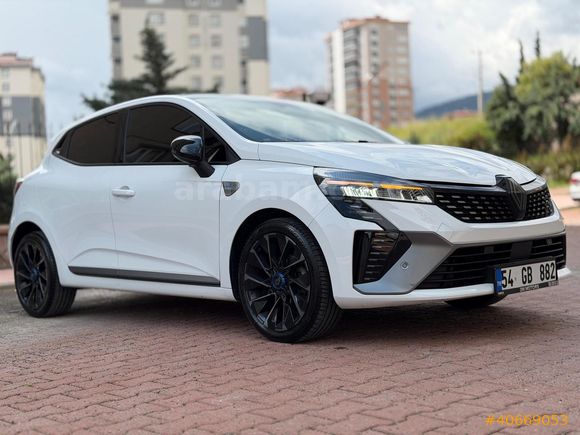 BOYASIZ OTOMATİK RENAULT CLİO 1.0 TCE TECHNO ESPRİT ALPİNE FULL