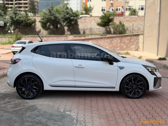 BOYASIZ OTOMATİK RENAULT CLİO 1.0 TCE TECHNO ESPRİT ALPİNE FULL