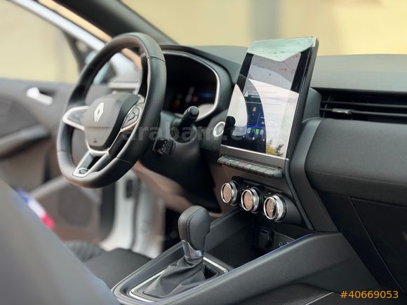 BOYASIZ OTOMATİK RENAULT CLİO 1.0 TCE TECHNO ESPRİT ALPİNE FULL