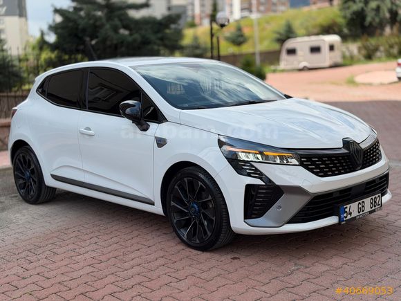 BOYASIZ OTOMATİK RENAULT CLİO 1.0 TCE TECHNO ESPRİT ALPİNE FULL