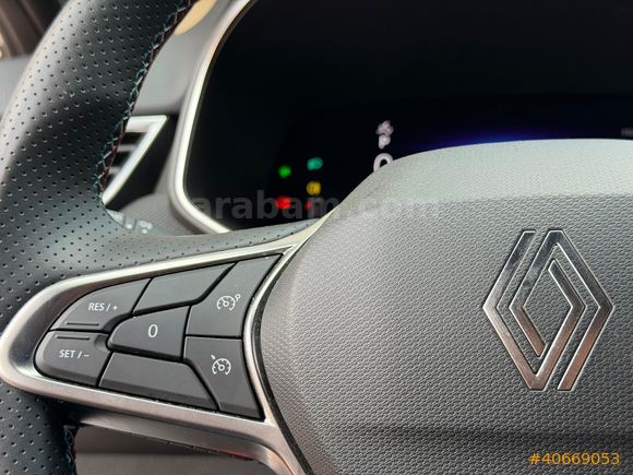 BOYASIZ OTOMATİK RENAULT CLİO 1.0 TCE TECHNO ESPRİT ALPİNE FULL