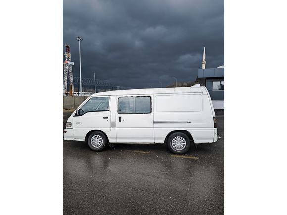 Sahibinden Mitsubishi L 300 Camlı Van 2001 Model