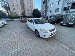 Sahibinden Kia Pro Ceed 1.6 CRDi Cool 2011 Model  129.000 km Beyaz Ağır hasarlı