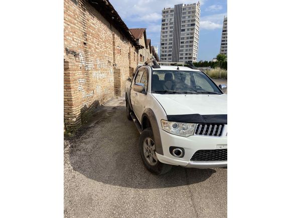 Galeriden Mitsubishi L 200 4x2 Intense 2011 Model Adana