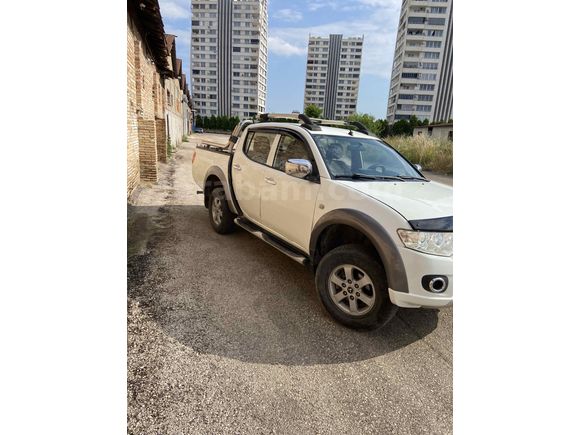 Galeriden Mitsubishi L 200 4x2 Intense 2011 Model Adana