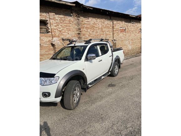 Galeriden Mitsubishi L 200 4x2 Intense 2011 Model Adana