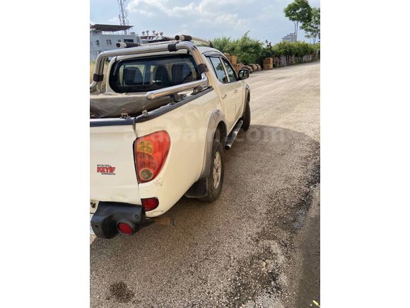 Galeriden Mitsubishi L 200 4x2 Intense 2011 Model Adana