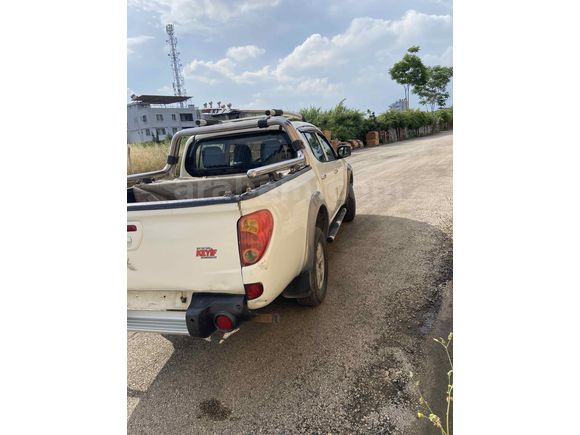 Galeriden Mitsubishi L 200 4x2 Intense 2011 Model Adana