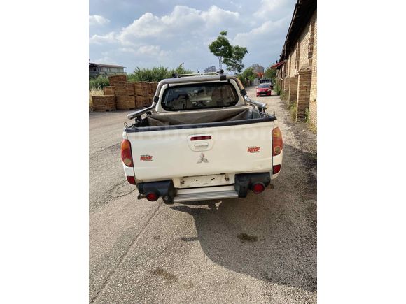 Galeriden Mitsubishi L 200 4x2 Intense 2011 Model Adana