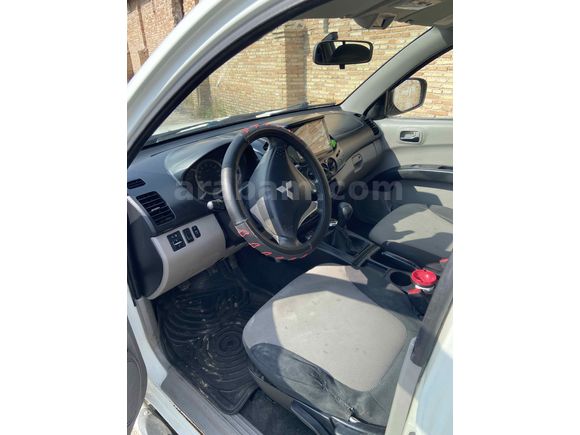 Galeriden Mitsubishi L 200 4x2 Intense 2011 Model Adana