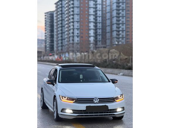 Sahibinden Volkswagen Passat 1.6 TDi BlueMotion Comfortline 2015 Model