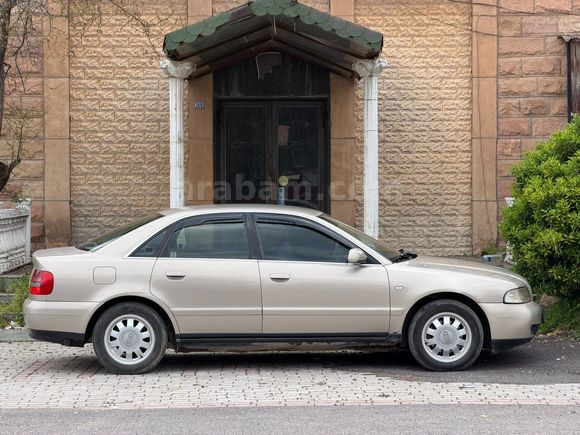 AYSU AUTO-2000 AUDI A4 1.6 BENZİNLİ MANUEL 346.000 KM