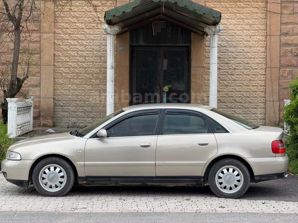 AYSU AUTO-2000 AUDI A4 1.6 BENZİNLİ MANUEL 346.000 KM