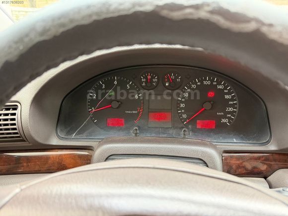 AYSU AUTO-2000 AUDI A4 1.6 BENZİNLİ MANUEL 346.000 KM