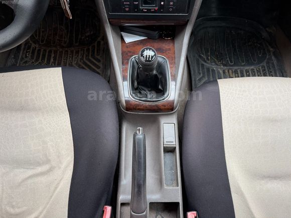 AYSU AUTO-2000 AUDI A4 1.6 BENZİNLİ MANUEL 346.000 KM