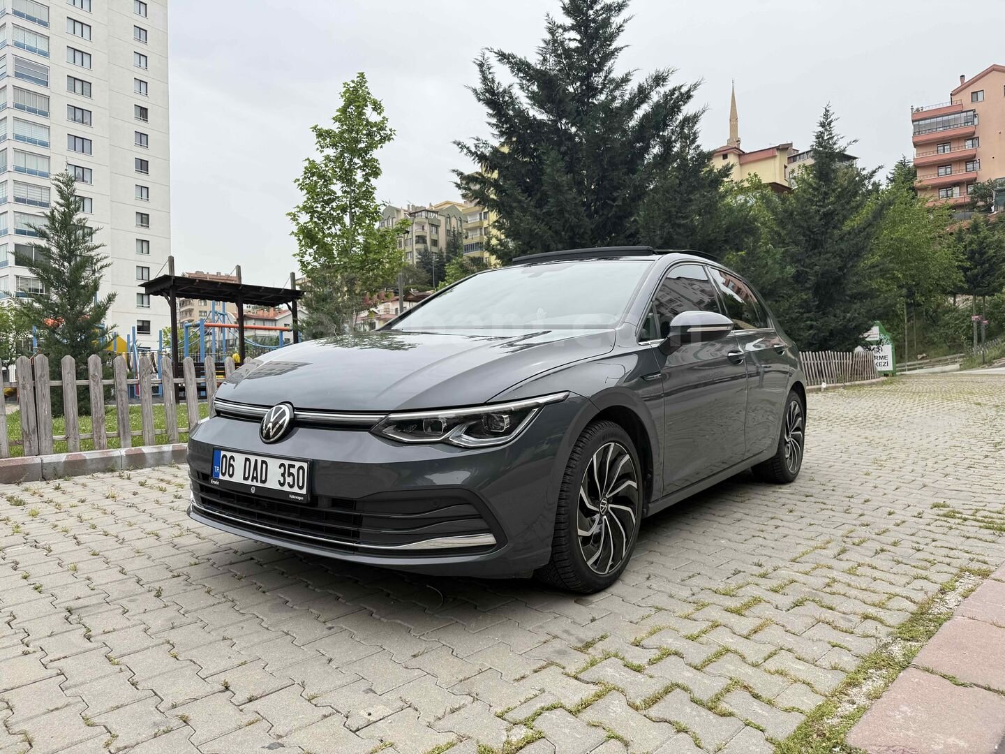 Sahibinden Volkswagen Golf 1.0 eTSI Style 2022 Model Rize 78.000 km Gri (titanyum) 3