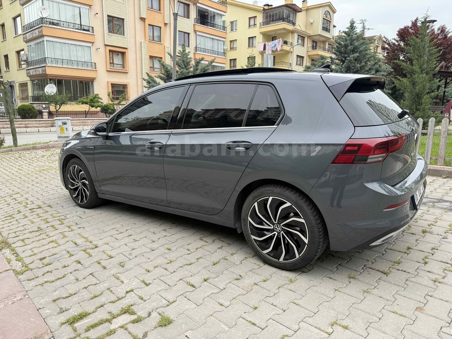 Sahibinden Volkswagen Golf 1.0 eTSI Style 2022 Model Rize 78.000 km Gri (titanyum) 4