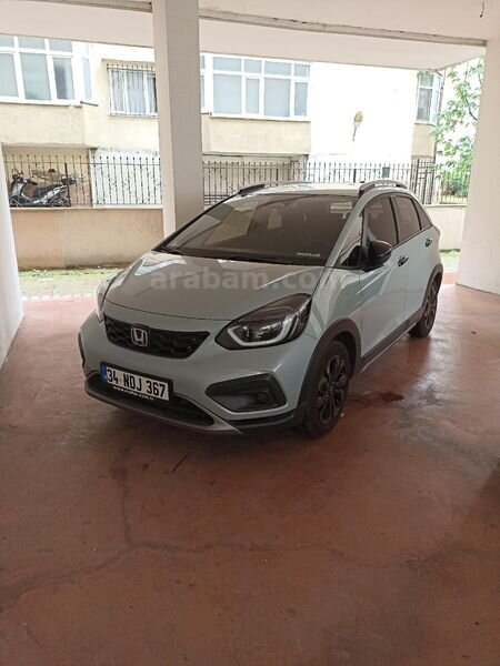 Sahibinden Honda Jazz 1.5 HEV Crosstar Executive 2025 Model Bursa 8.750 km Mavi (metalik)