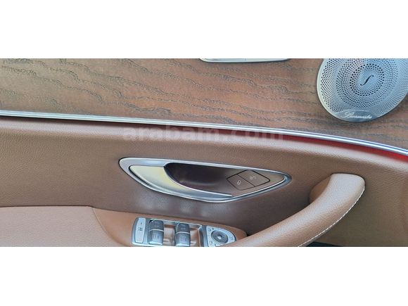 GALERİ ONUR 2020 MERCEDES E 300 DE 4 MATİC DİZEL PLUG İN HYBRID