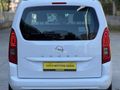 **6.500KM** OPEL COMBO ESSENTİAL ORTA KONSOL %20 FATURA